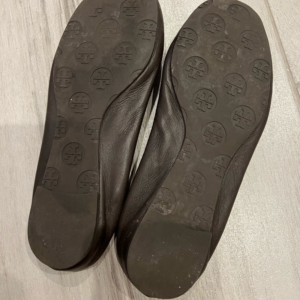 Tory Burch dark brown ballet flats with gold accent - Picture 2 of 5